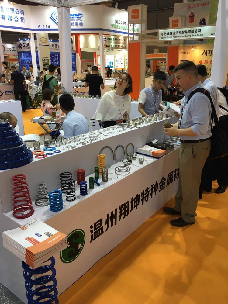 三和(he)彈簧參加(jiā)上海國際(ji)泵管閥展(zhan)